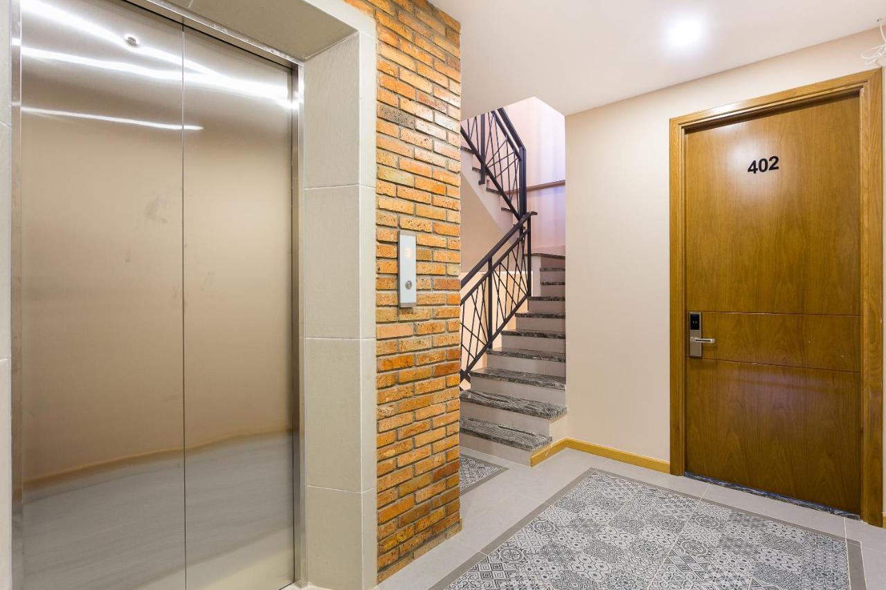 Oyo 138 Aparthotel 18 Ho Chi Minh City Bagian luar foto